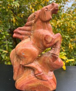 Cavallo in Diaspro Rosso peso kg 2847 largo cm 18 alto cm 26 - immagine 5