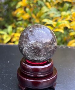 Sfera Tormalina Verde con Rubinite e mica gr 428 dm 6,4 - immagine 4