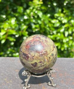 Alternative view of Sfera Sangue di Drago gr 311 dm 5,8