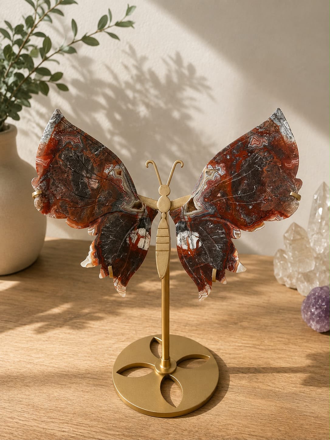 Farfalla Agata Messicana con Drusette Base Metallo Dorato H 24