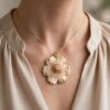 Cameo a Fiore collana acciaio dorato